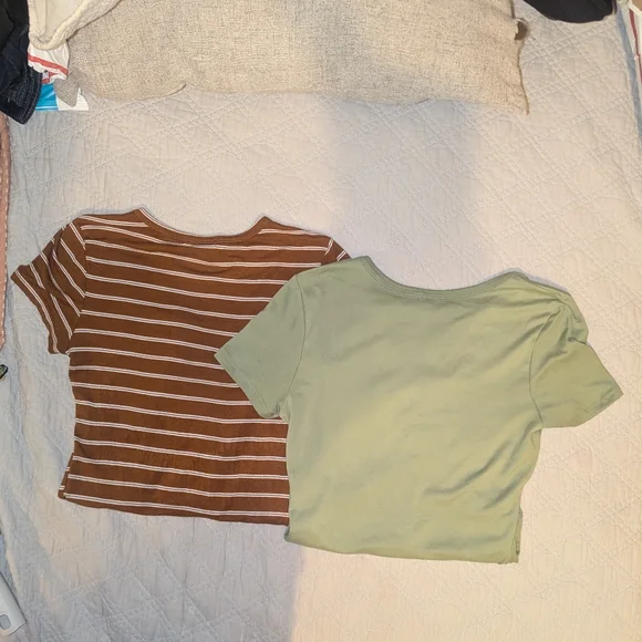 2For1 Heart Hips Brown Striped and Green Bodysuits - Picture 2 of 7